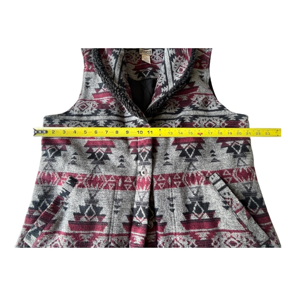 Duluth Trading Co Women’s Sherpa Festivest, Large Aztec - Picture 5 of 6